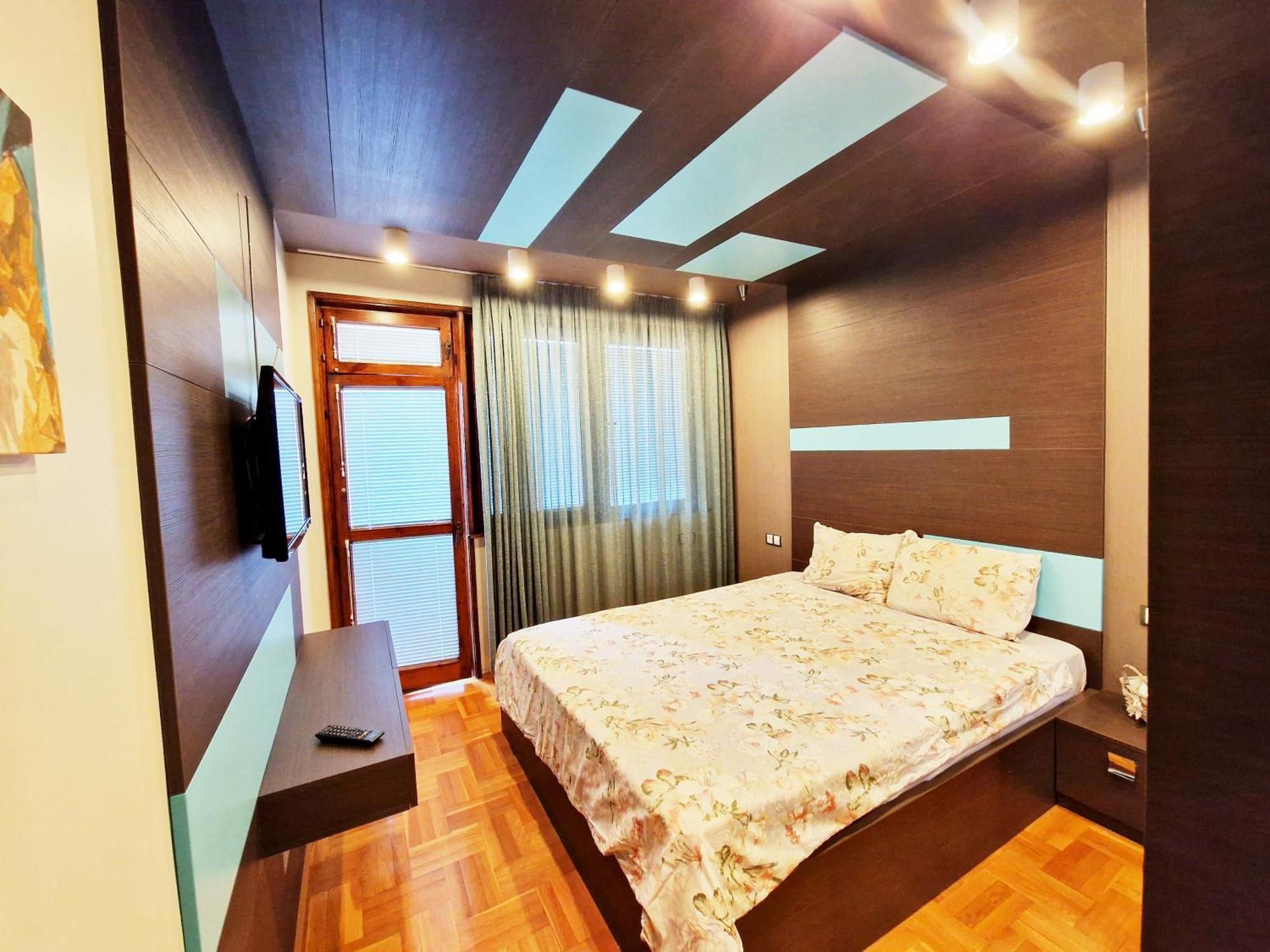 Central Apartment - Spacious Designer Property In Stara Zagora Exteriör bild