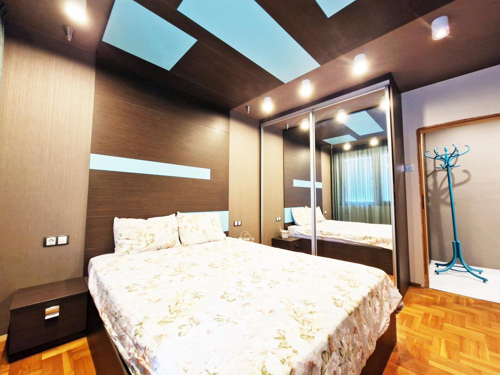 Central Apartment - Spacious Designer Property In Stara Zagora Exteriör bild
